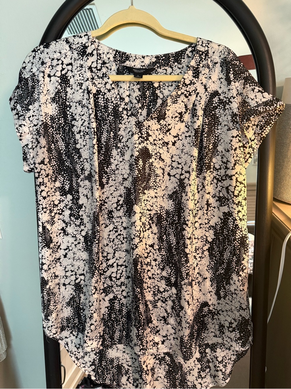 Simply Vera Vera Wang Black and White Printed Blouse